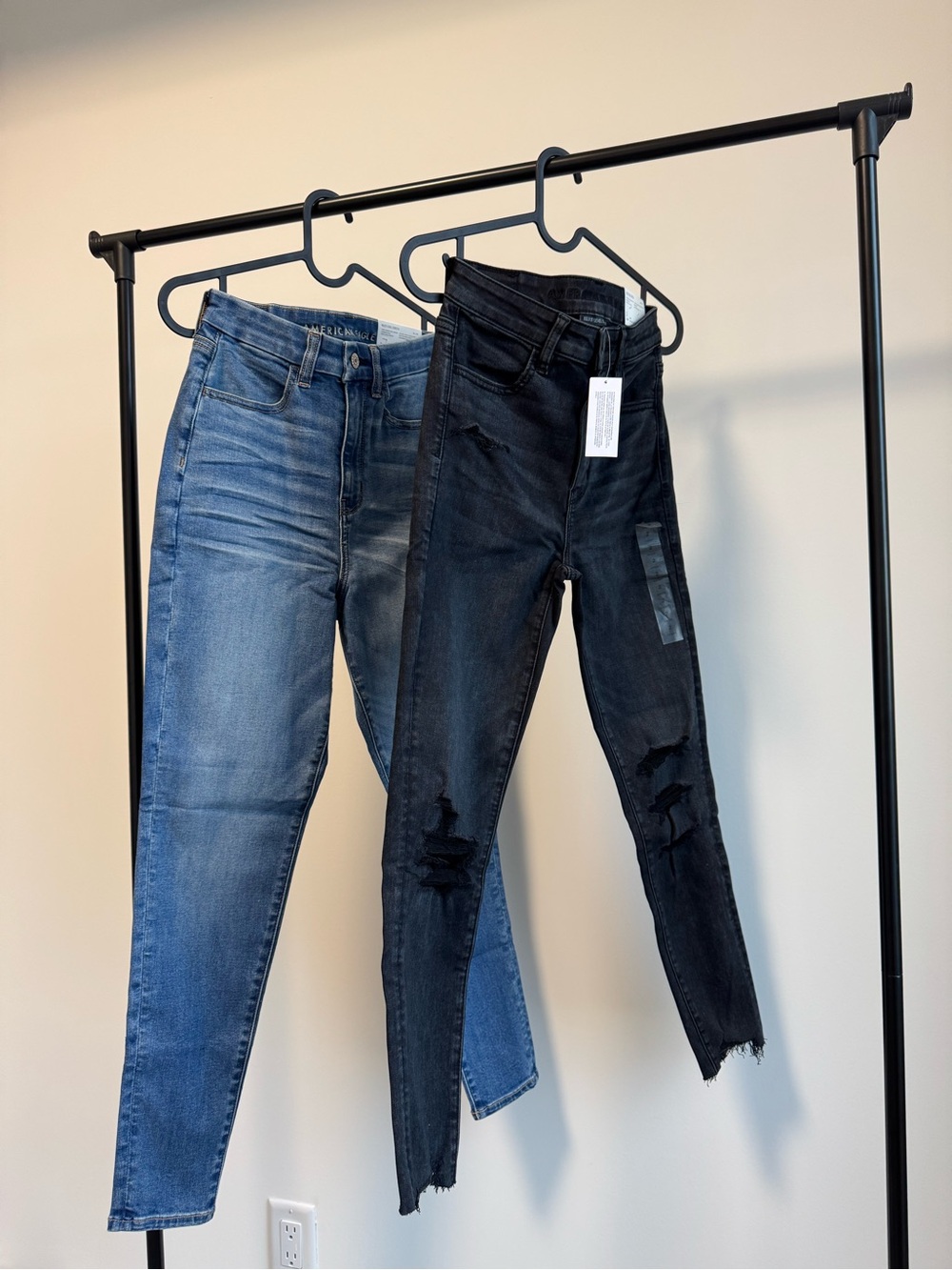 American Eagle Skinny Jeans Women Blue/Black 2 size 26 NEW - Picture 1 of 9